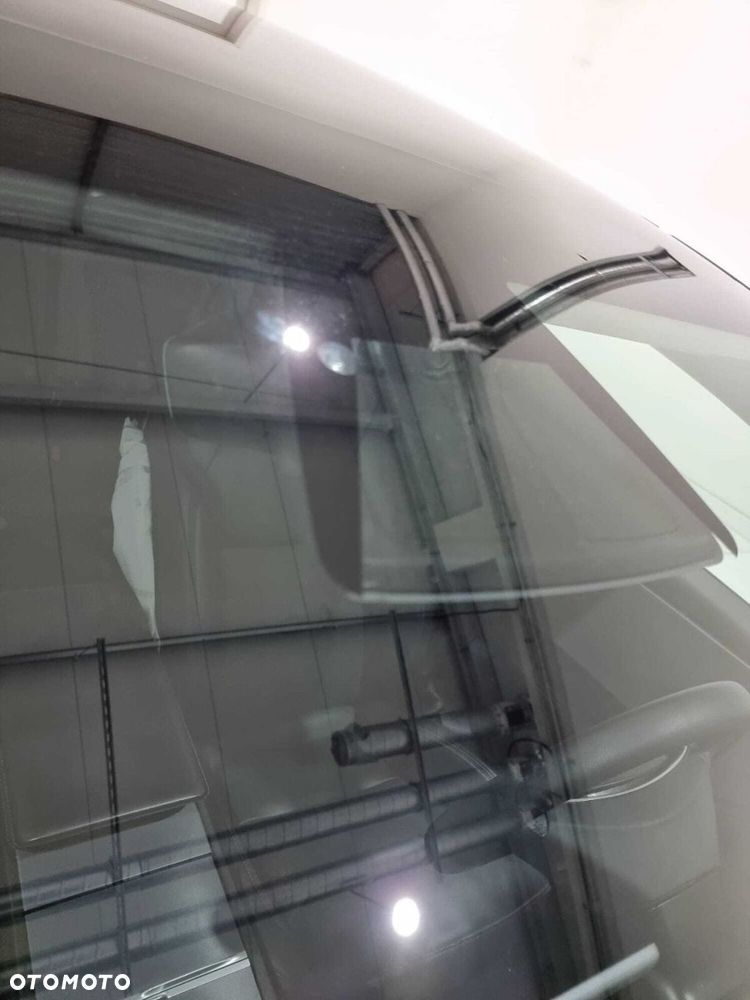 Tesla Model 3 - 28