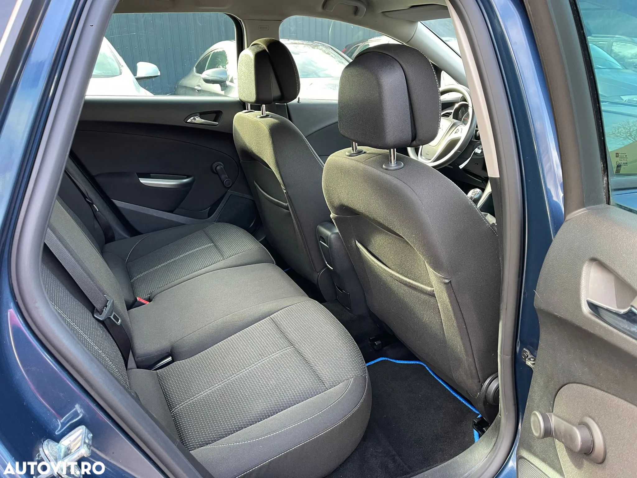 Opel Astra 2.0 CDTI DPF Edition - 7