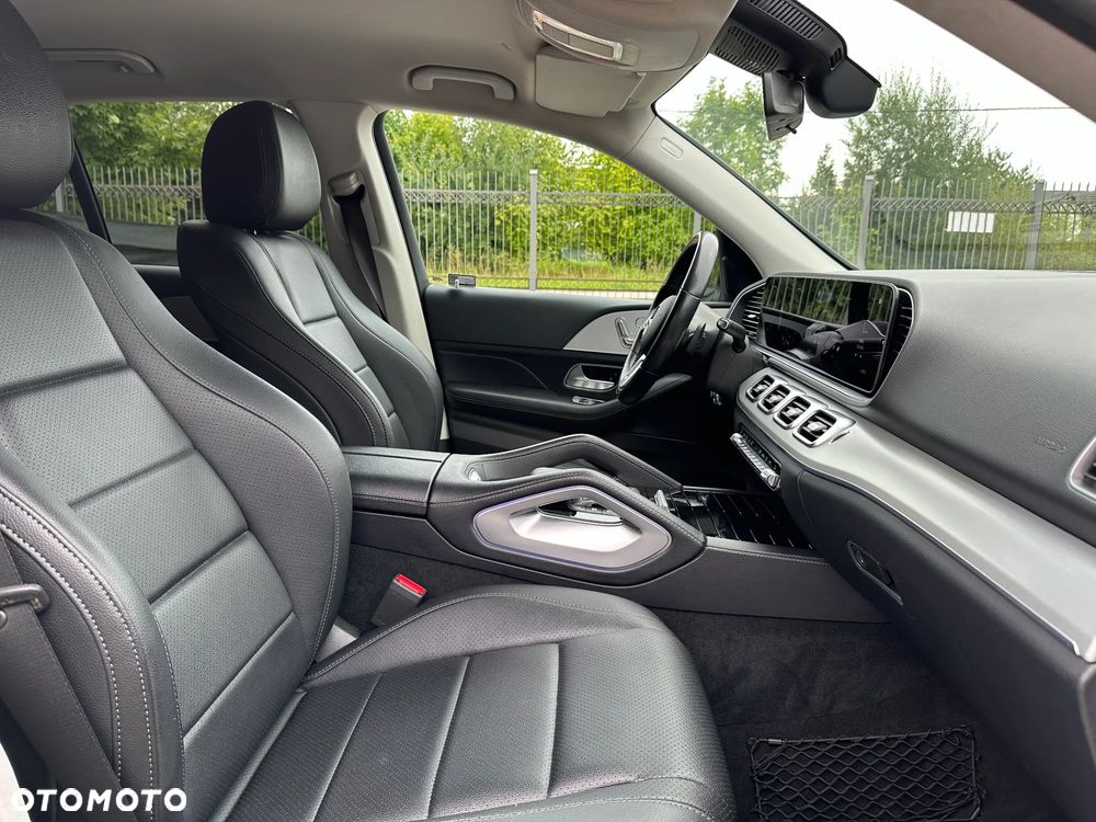 Mercedes-Benz GLE 300 d 4-Matic - 36