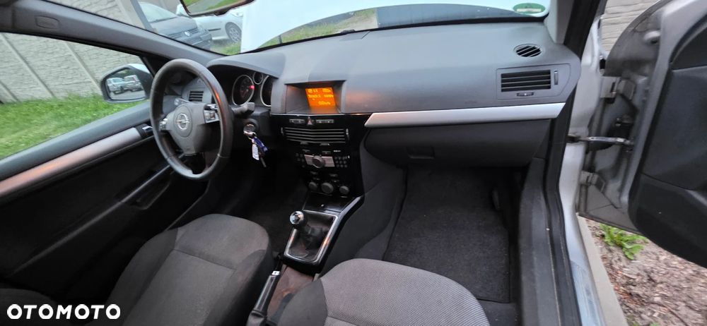 Opel Astra 1.6 Edition - 11