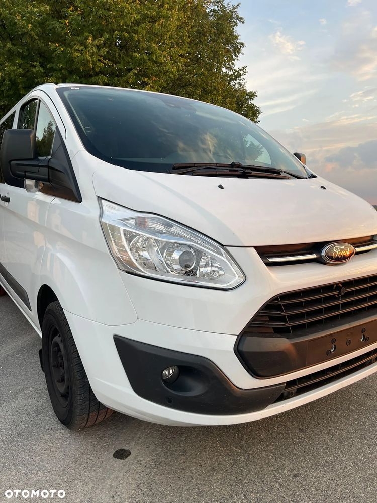 Ford Transit Custom - 9