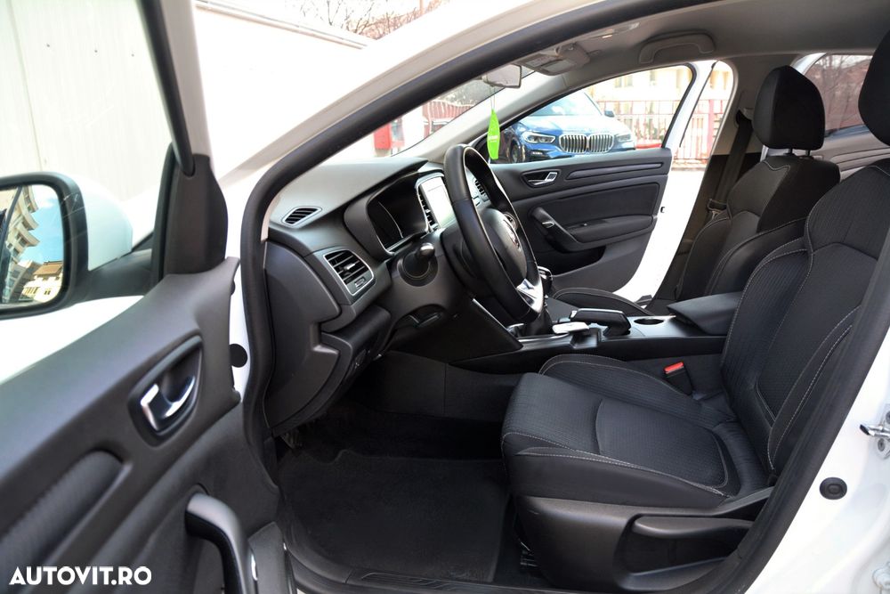 Renault Megane BLUE dCi 115 BUSINESS EDITION - 13