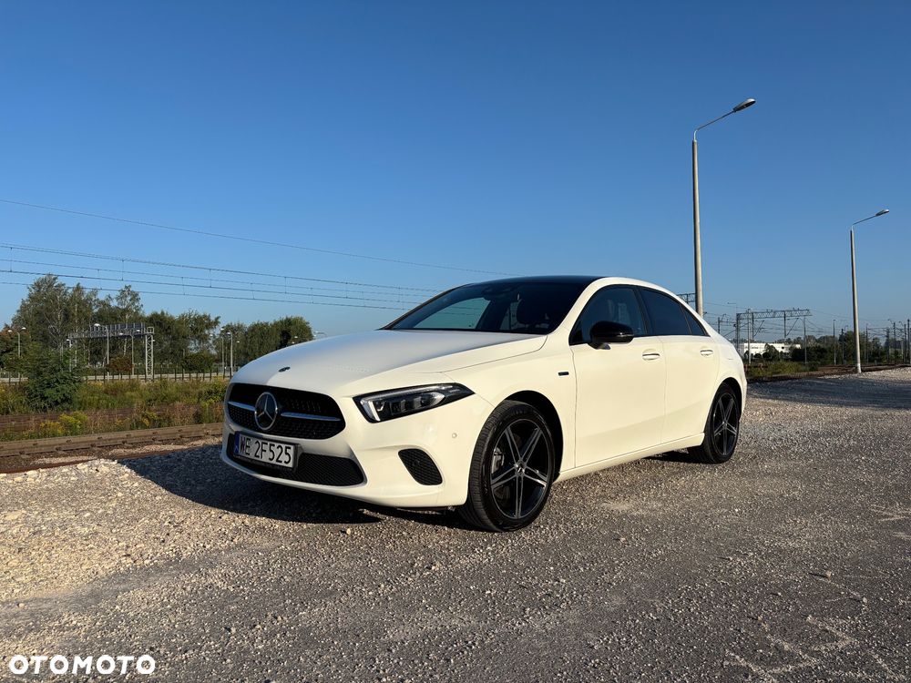 Mercedes-Benz A-Class 2020 photo 3
