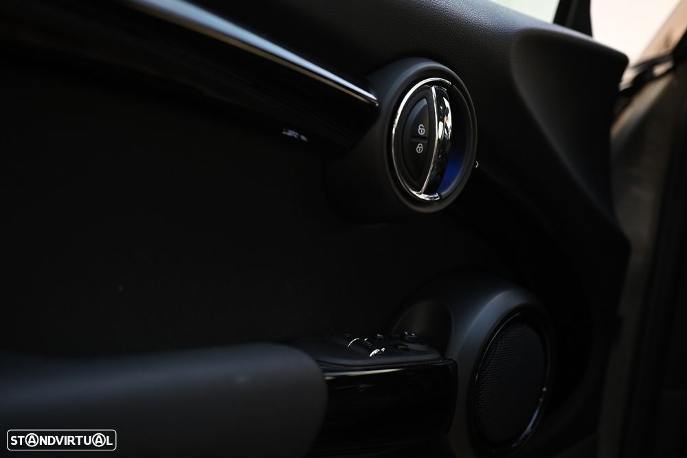 MINI 3 Portas Cooper S Aut. - 13