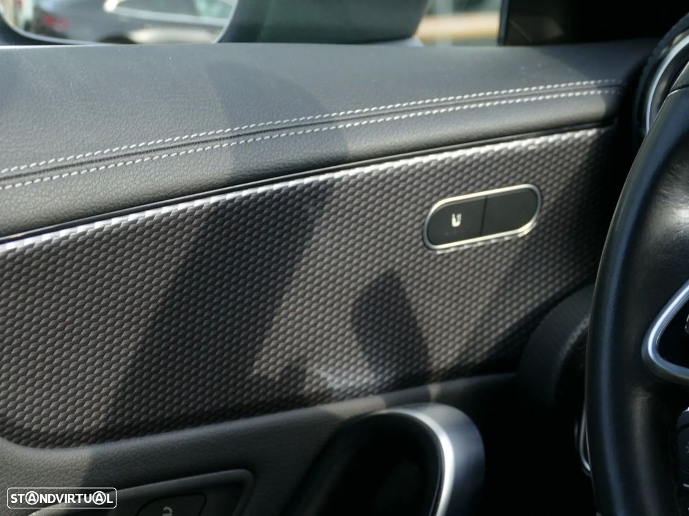 Mercedes-Benz CLA 250 e Shooting Brake Progressive - 32