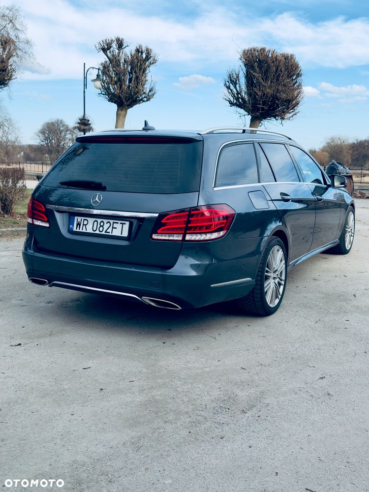 Mercedes-Benz Klasa E 220 CDI 7G-TRONIC Elegance - 2