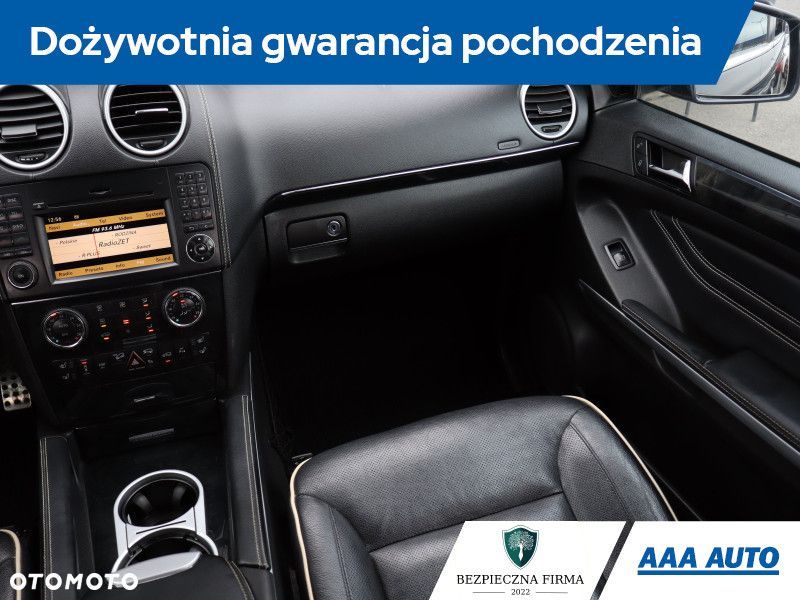 Mercedes-Benz ML - 9