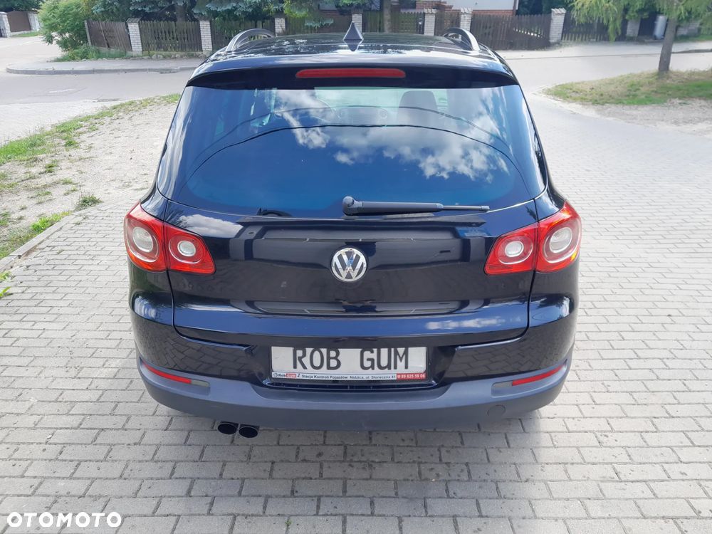 Volkswagen Tiguan 1.4 TSI BlueMotion Technology Exclusive - 4