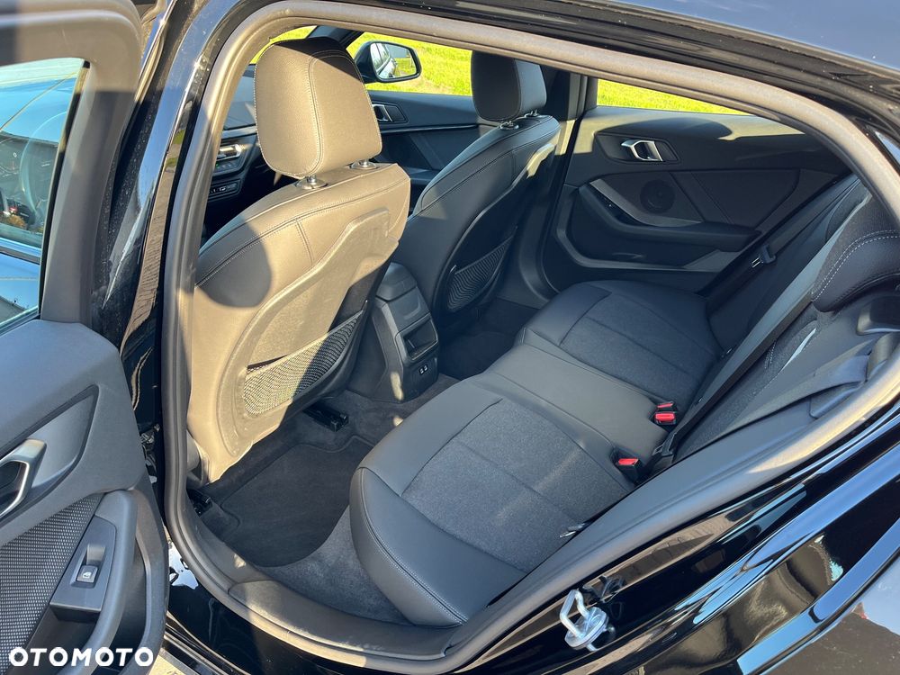BMW Seria 1 118i GPF Sport Line - 20