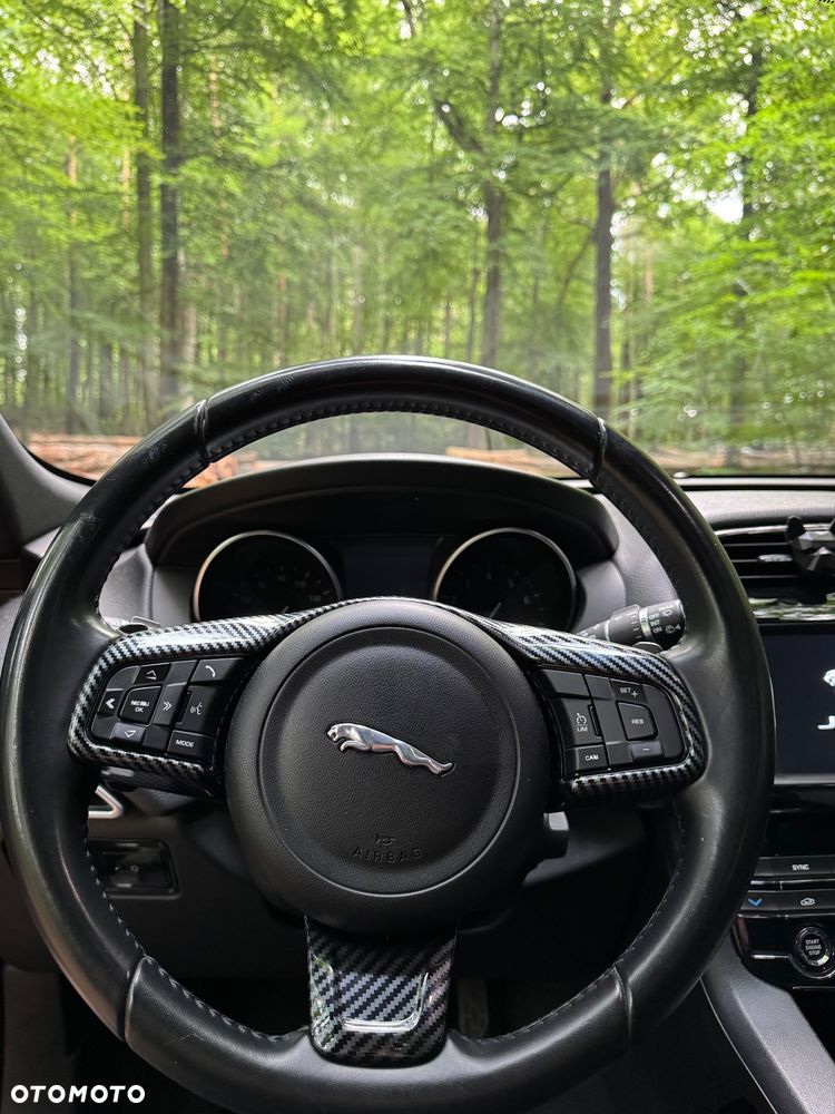 Jaguar F-Pace 2.0 i4P AWD Prestige - 10