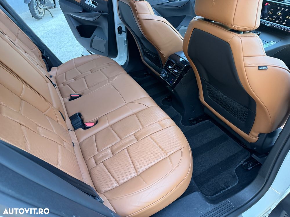 DS Automobiles DS 7 Crossback - 35