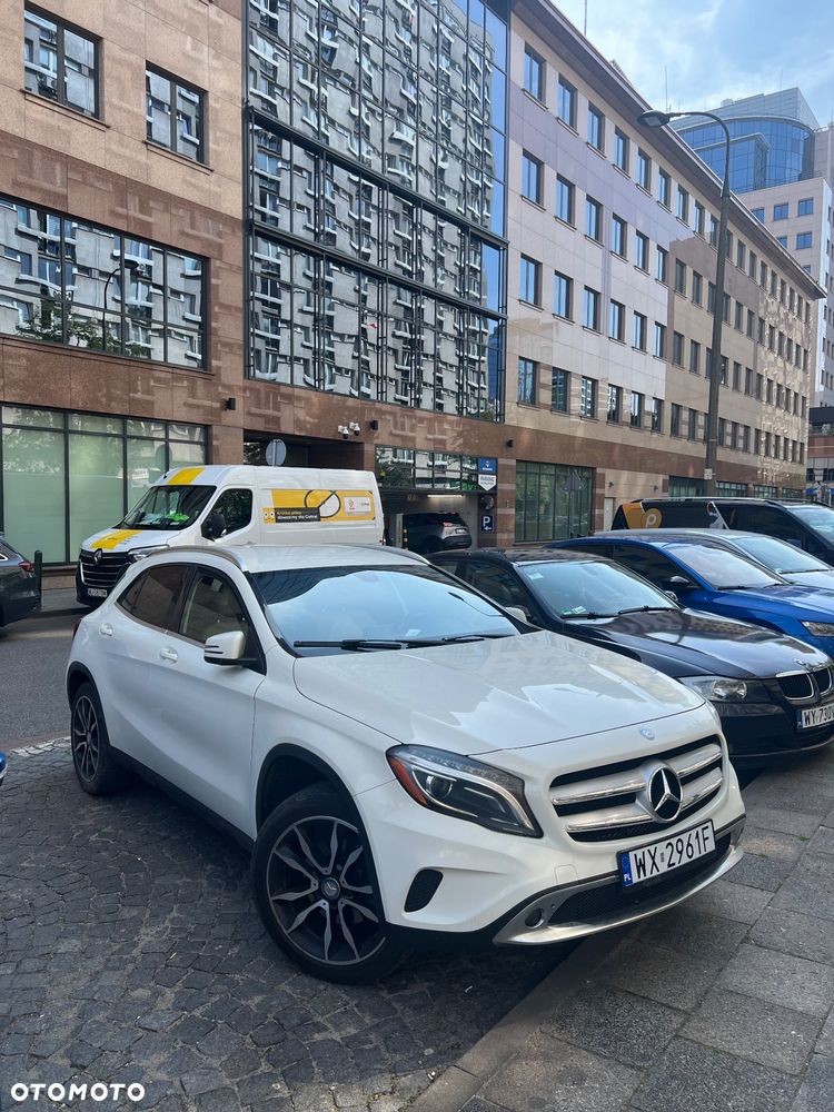 Mercedes-Benz GLA 250 4-Matic - 6