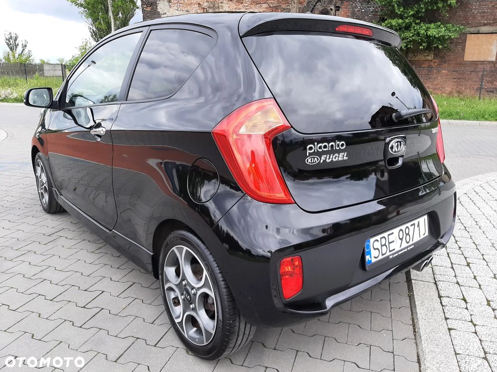 Kia Picanto 1.0 Dream Team Edition - 6