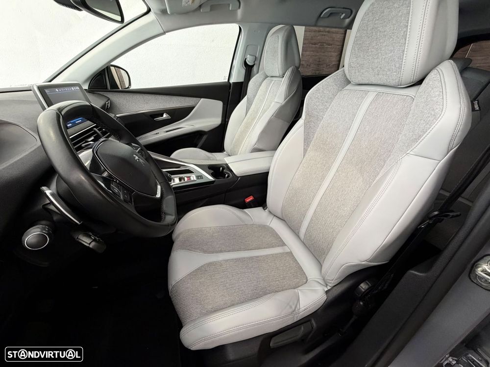 Peugeot 5008 1.2 PureTech Allure EAT8 - 11