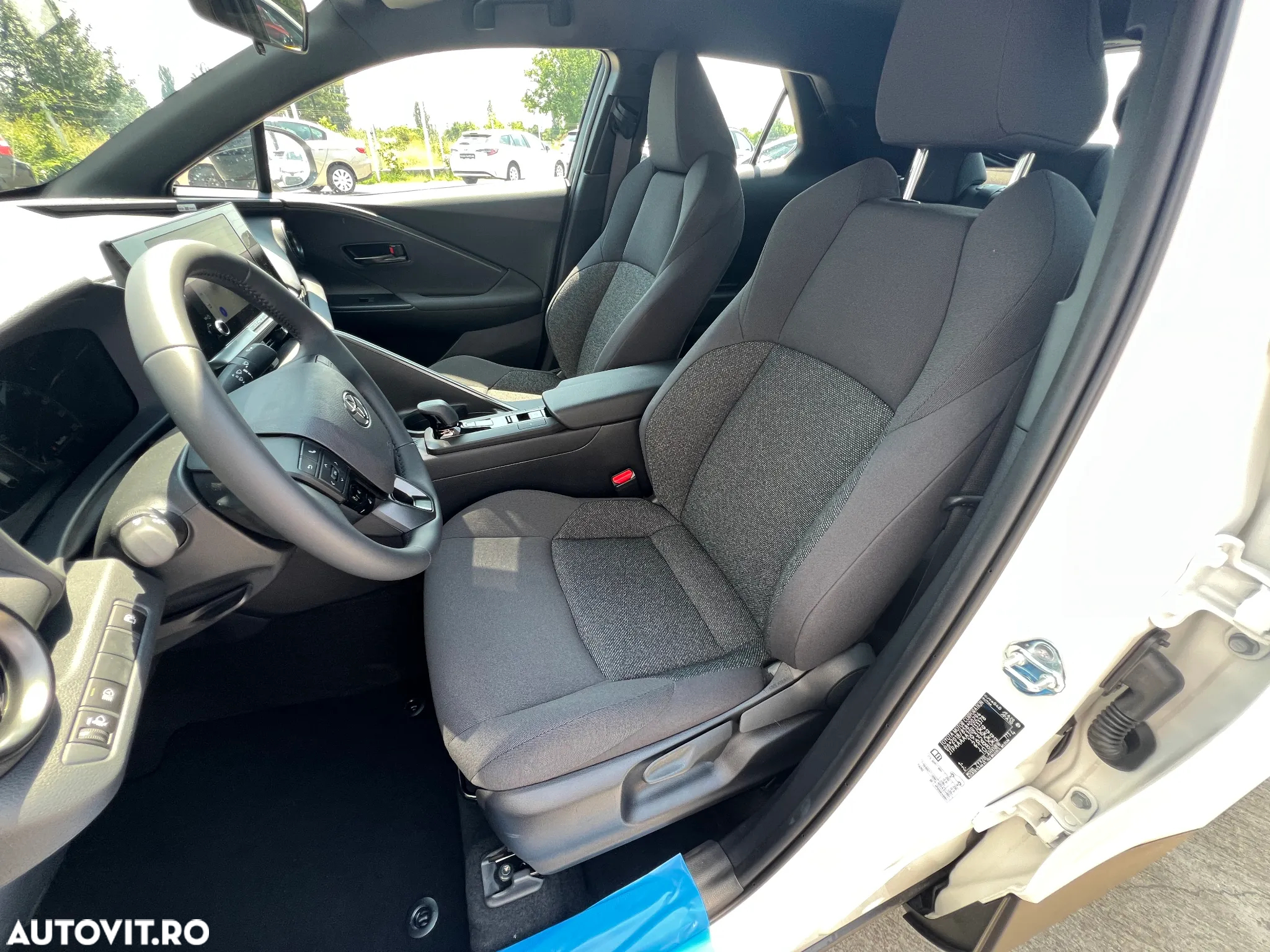 Toyota C-HR - 7
