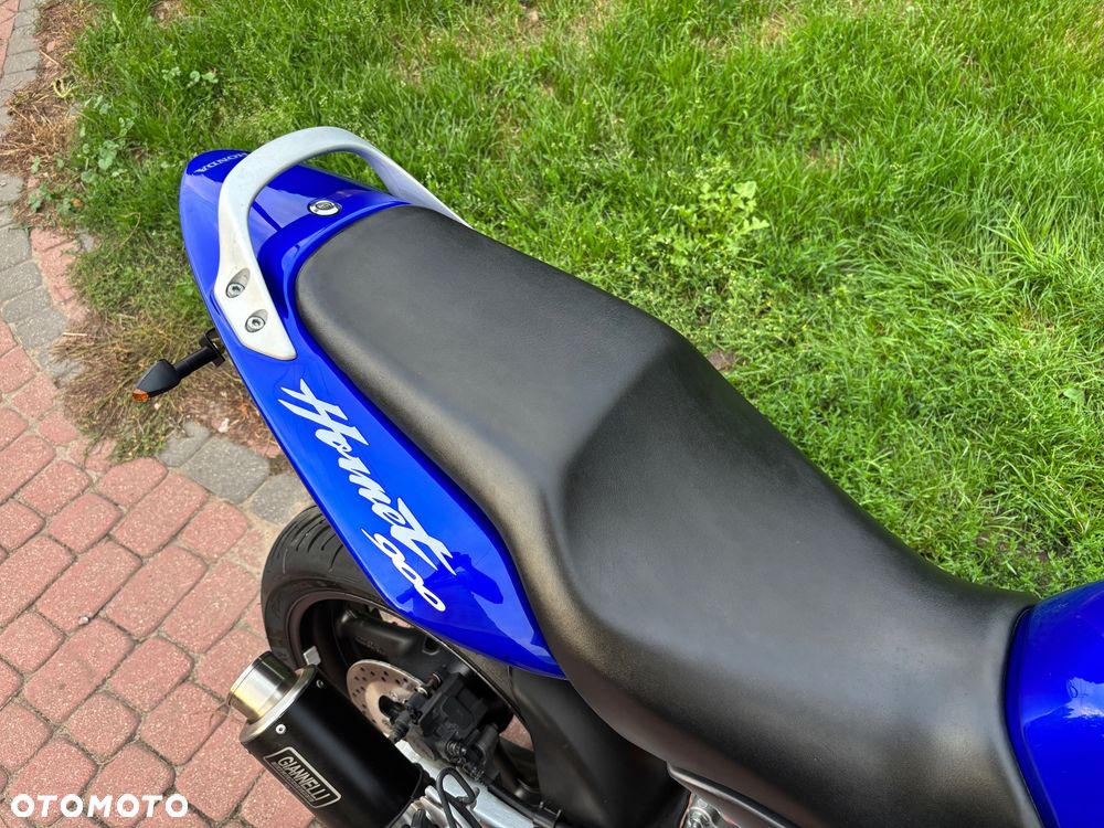 Honda Hornet - 16