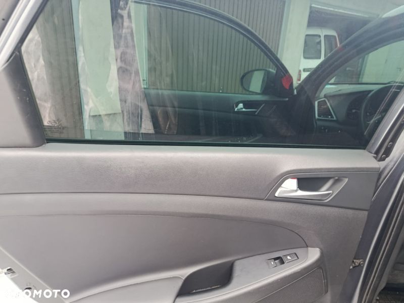 Hyundai Tucson blue 1.7 CRDi 2WD Trend - 10