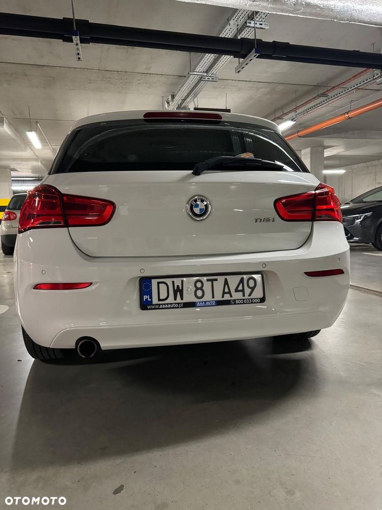 BMW Seria 1 118i - 4