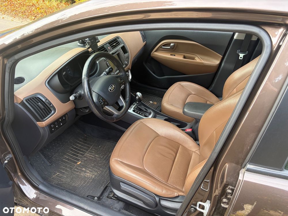 Kia Rio 2013 photo 5
