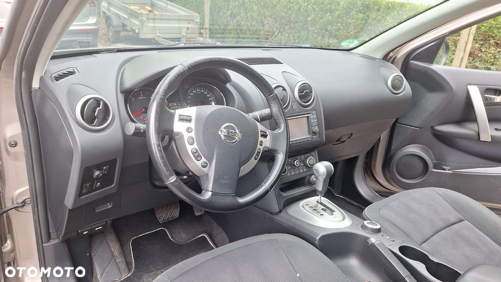 Nissan Qashqai+2 2.0 dCi DPF 4x4 tekna - 3
