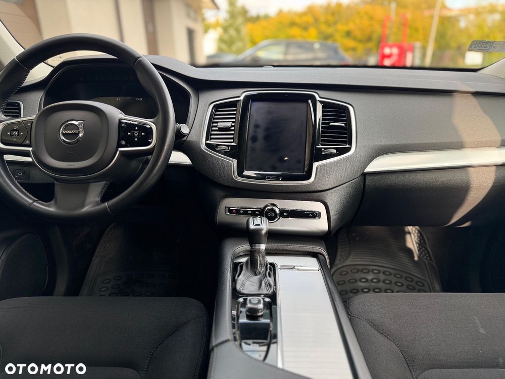 Volvo XC 90 T5 AWD Momentum Pro - 24