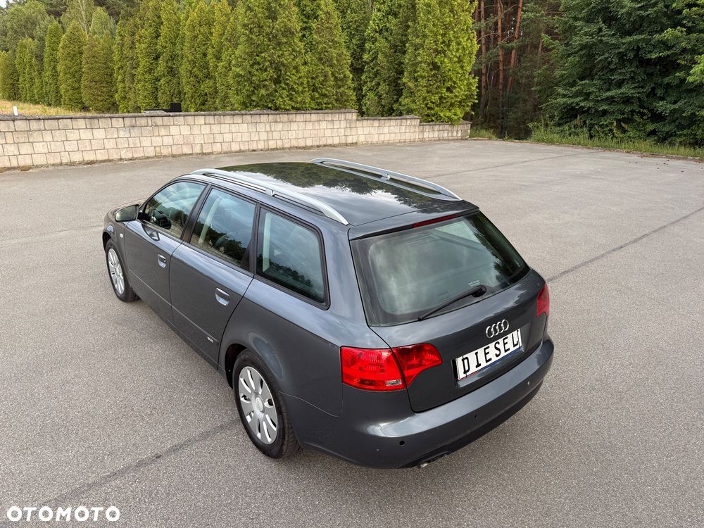 Audi A4 Avant - 11