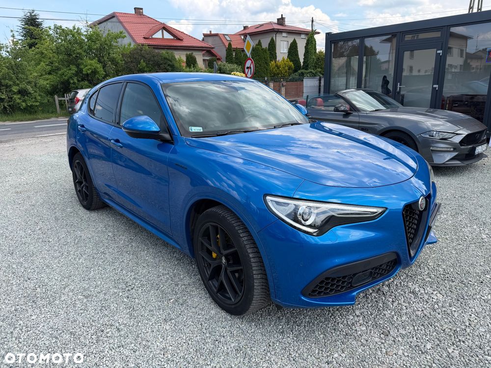 Alfa Romeo Stelvio 2.0 Turbo Veloce Q4 - 17