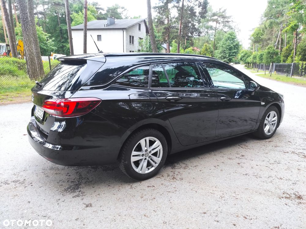 Opel Astra - 4