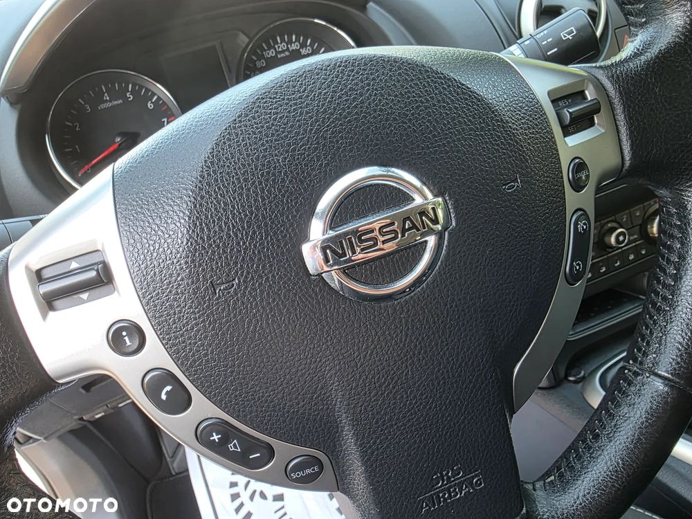 Nissan Qashqai 2.0 4x4 Tekna - 27
