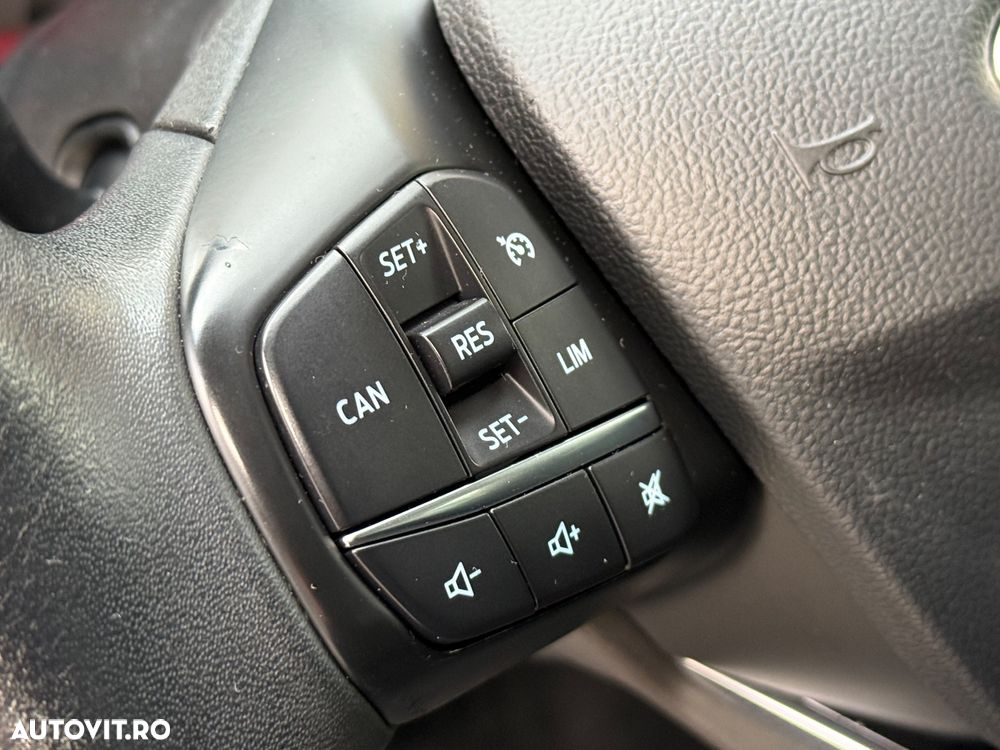Ford Focus 1.5 EcoBlue Start-Stopp-System TITANIUM DESIGN - 15