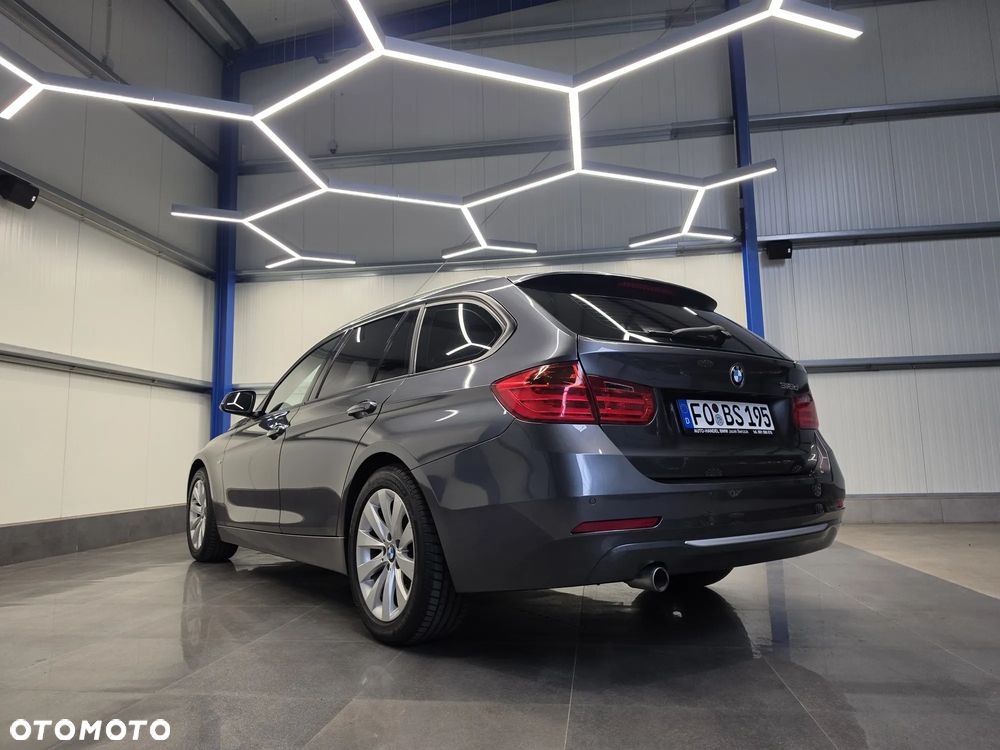 BMW Seria 3 318d Blue Performance Modern Line - 14