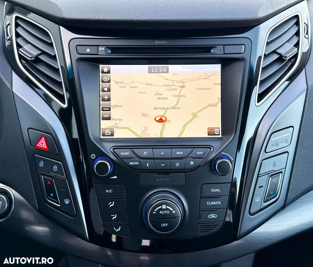 Hyundai i40 Kombi 1.7 CRDi DCT Trend - 16