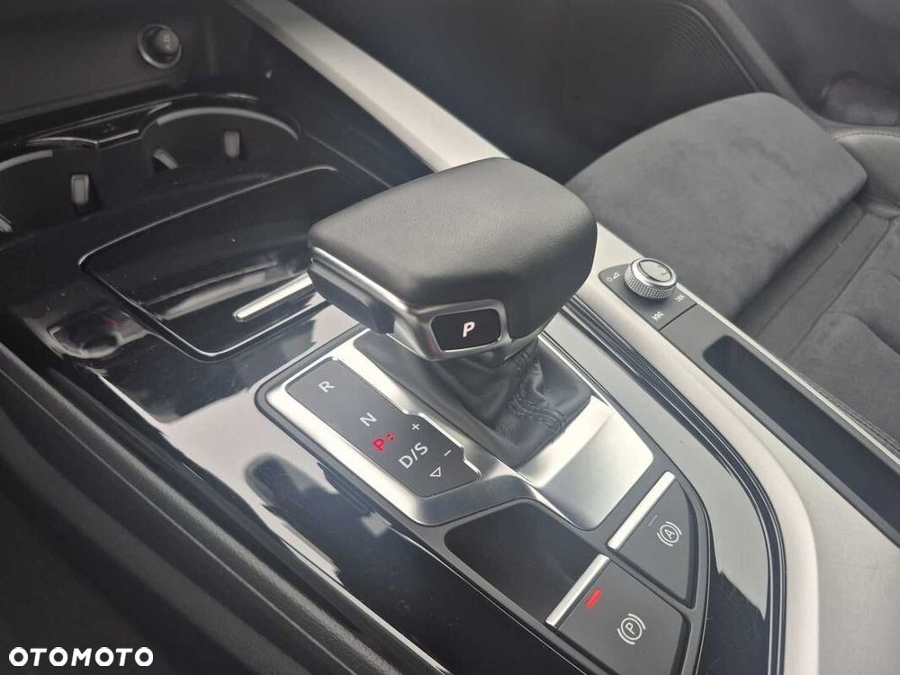 Audi A4 Limousine 40 TFSI mHEV Quattro Advanced S tronic - 19