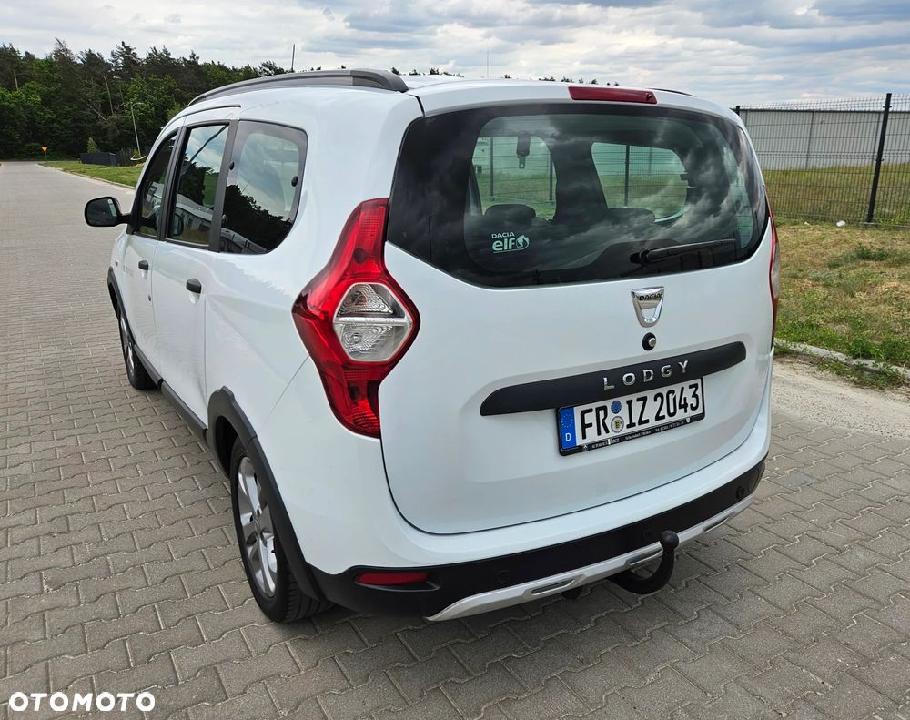 Dacia Lodgy dCi 110 Stepway - 19