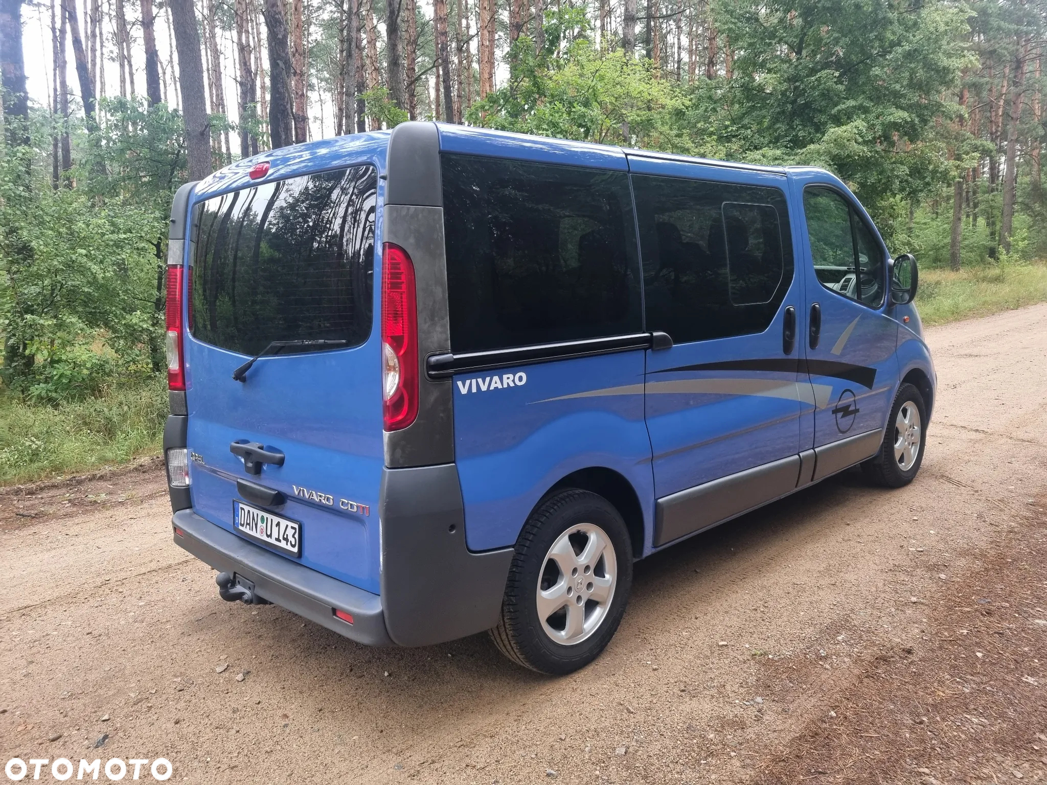 Opel Vivaro 2.5 CDTI L1H1 - 3