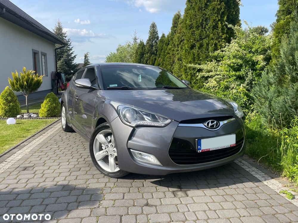 Hyundai Veloster 1.6 GDI Comfort - 11