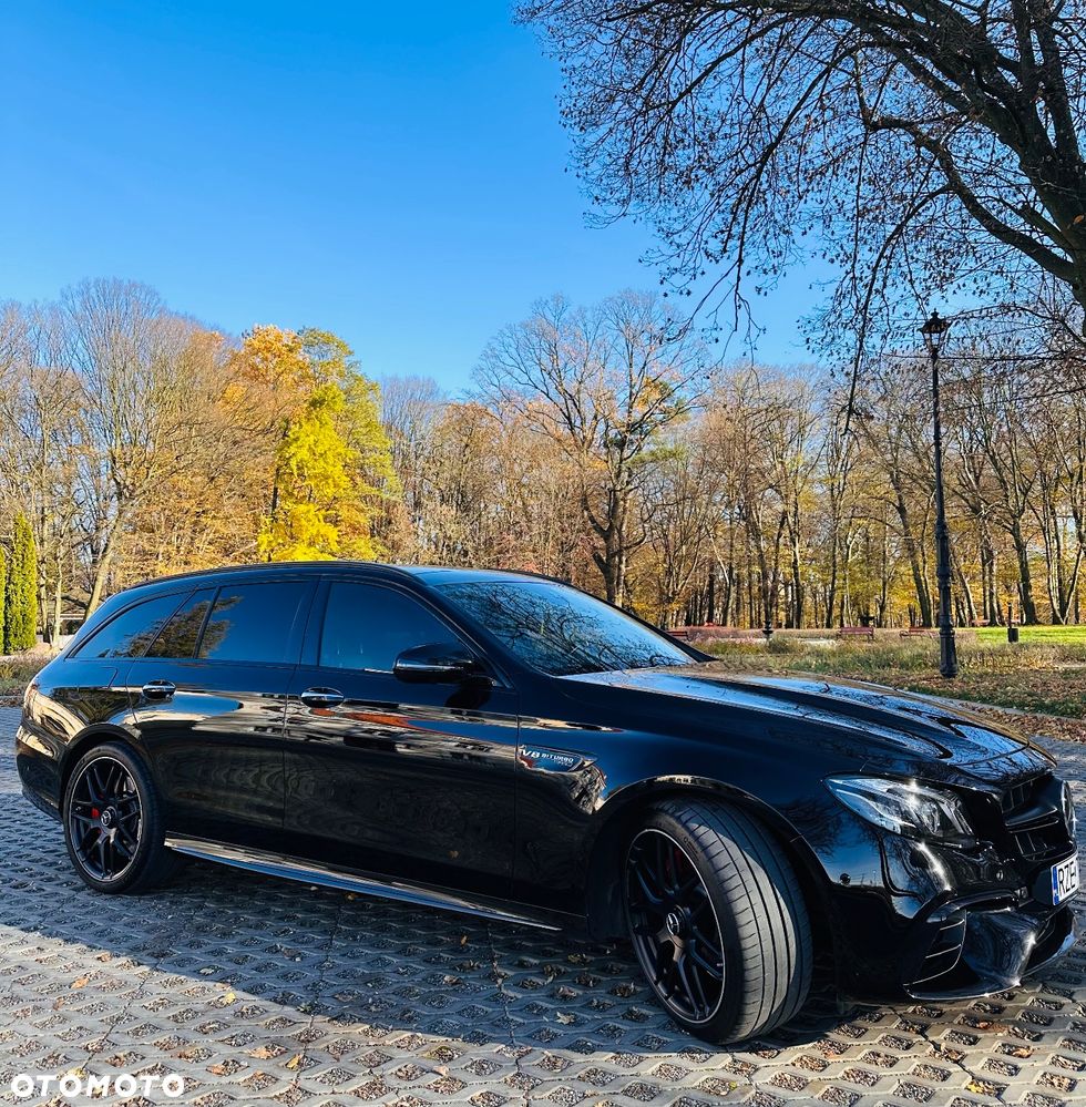 Mercedes-Benz Klasa E AMG 63 S 4Matic+ T 9G-TRONIC - 13