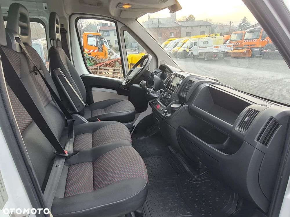 Citroën Jumper 2015r. Brygadówka 7 Osobowy L3H2 Klima Bagażnik Dachowy - 17