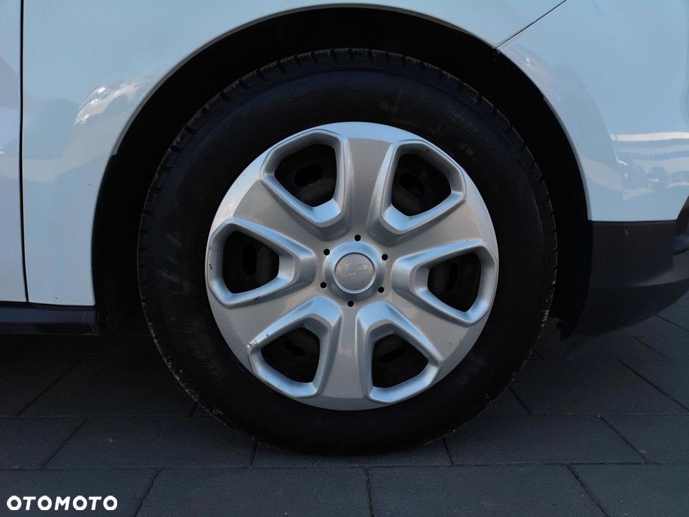 Ford Transit Courier - 24