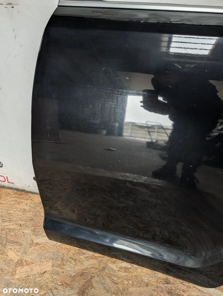 DRZWI TYLNE LEWE KIA SPORTAGE III 11'   1K - 2