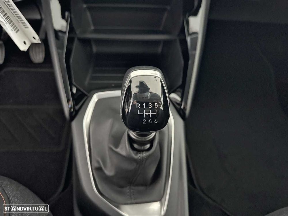 Peugeot 208 1.2 PureTech Style - 20