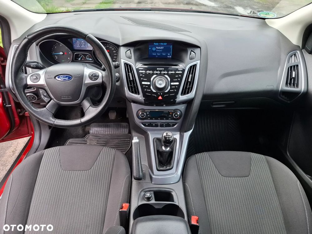 Ford Focus 2.0 TDCi DPF SYNC Edition - 21
