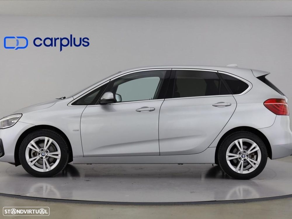 BMW 216 Active Tourer d Line Luxury - 4