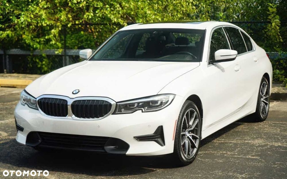 BMW Seria 3 330i xDrive Luxury Line - 1