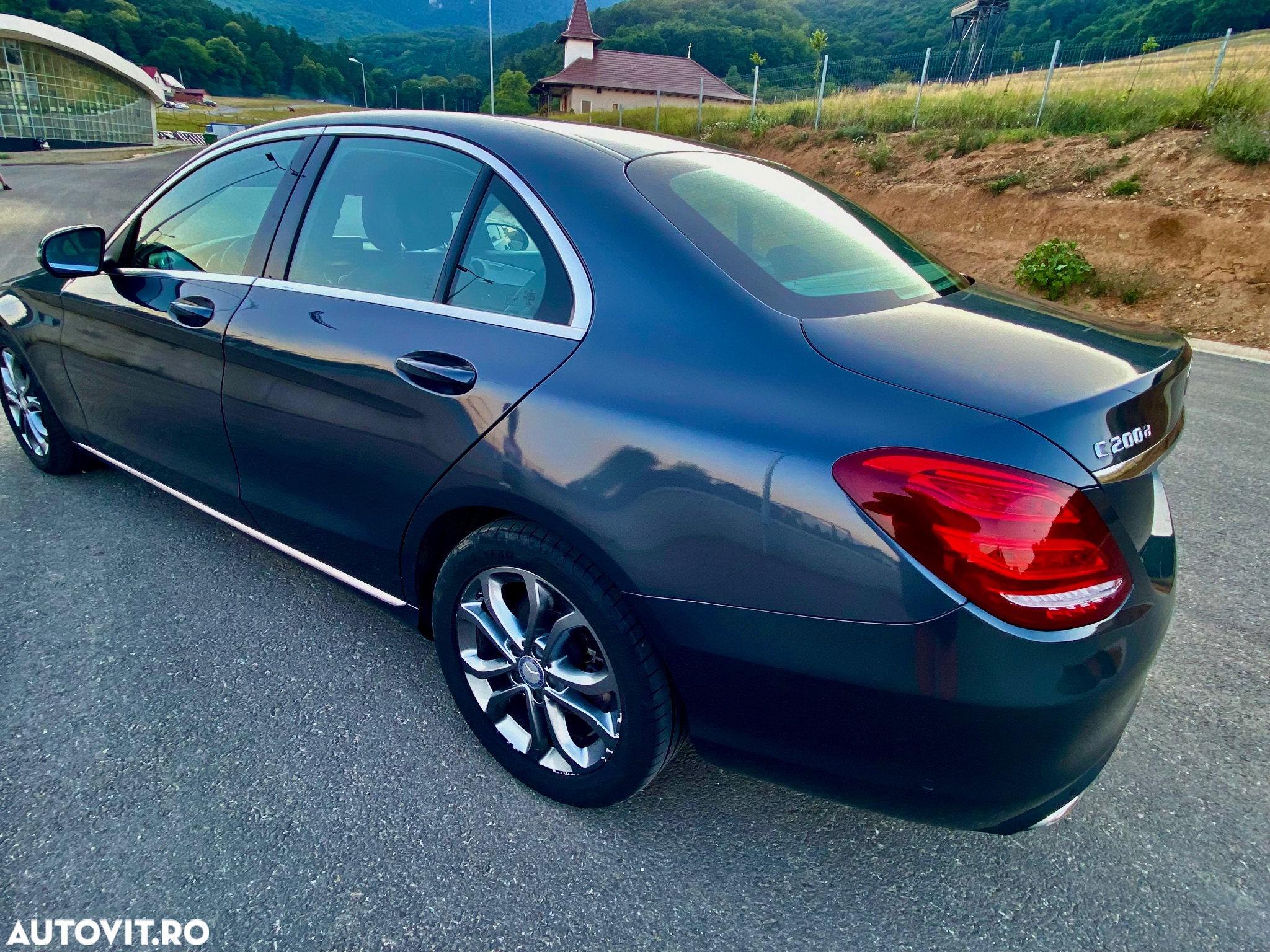 Mercedes-Benz C - 18