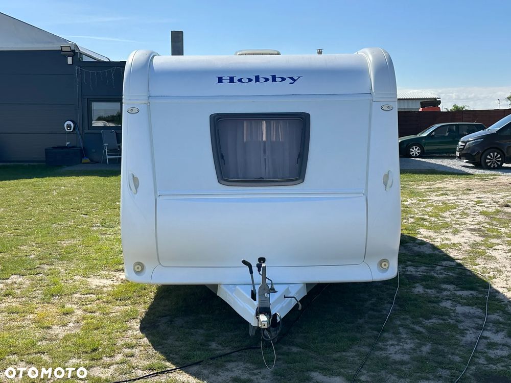 Hobby 610 UL z nową markizą i oponami. DMC 1800 kg. - 9