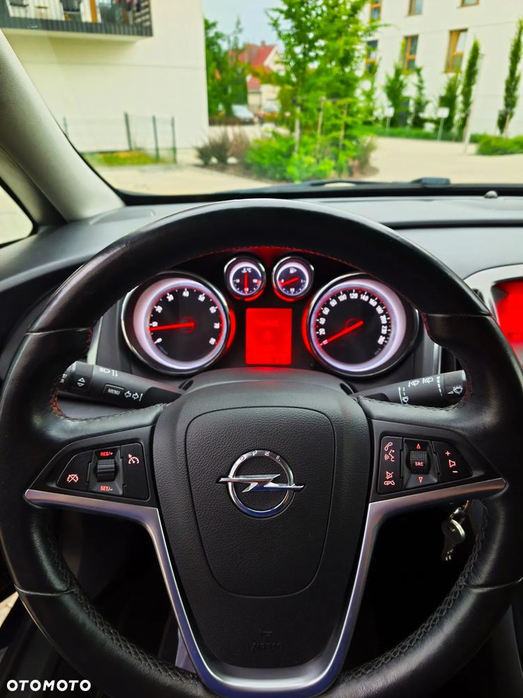 Opel Astra 1.4 Turbo Sport - 22