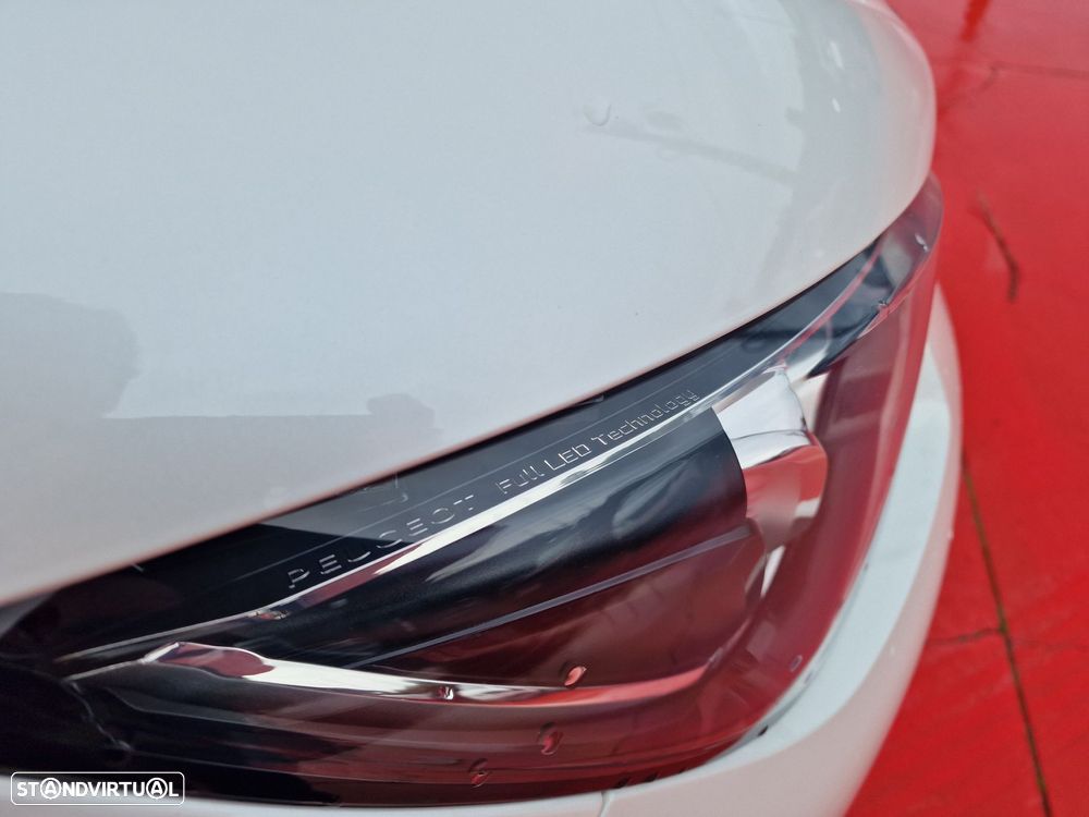 Peugeot 308 1.2 PureTech GT Line - 4