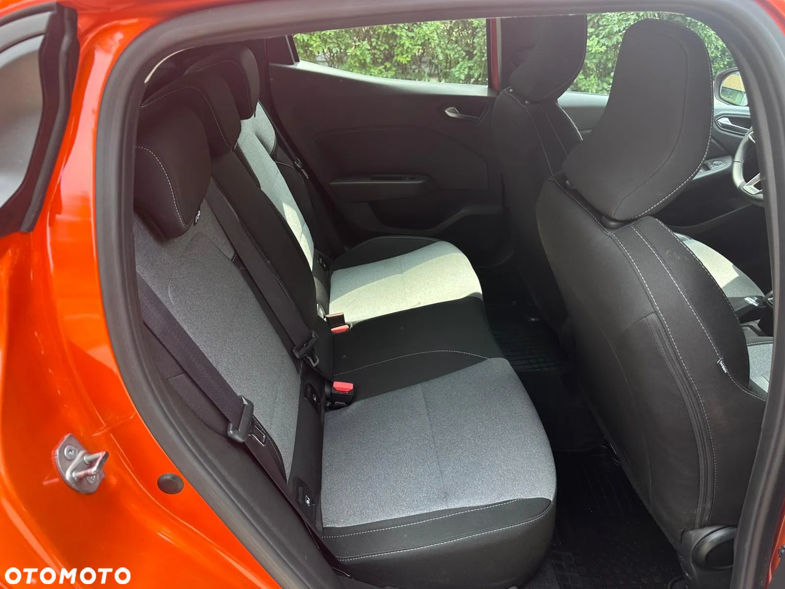 Renault Clio 1.0 TCe Evolution - 13