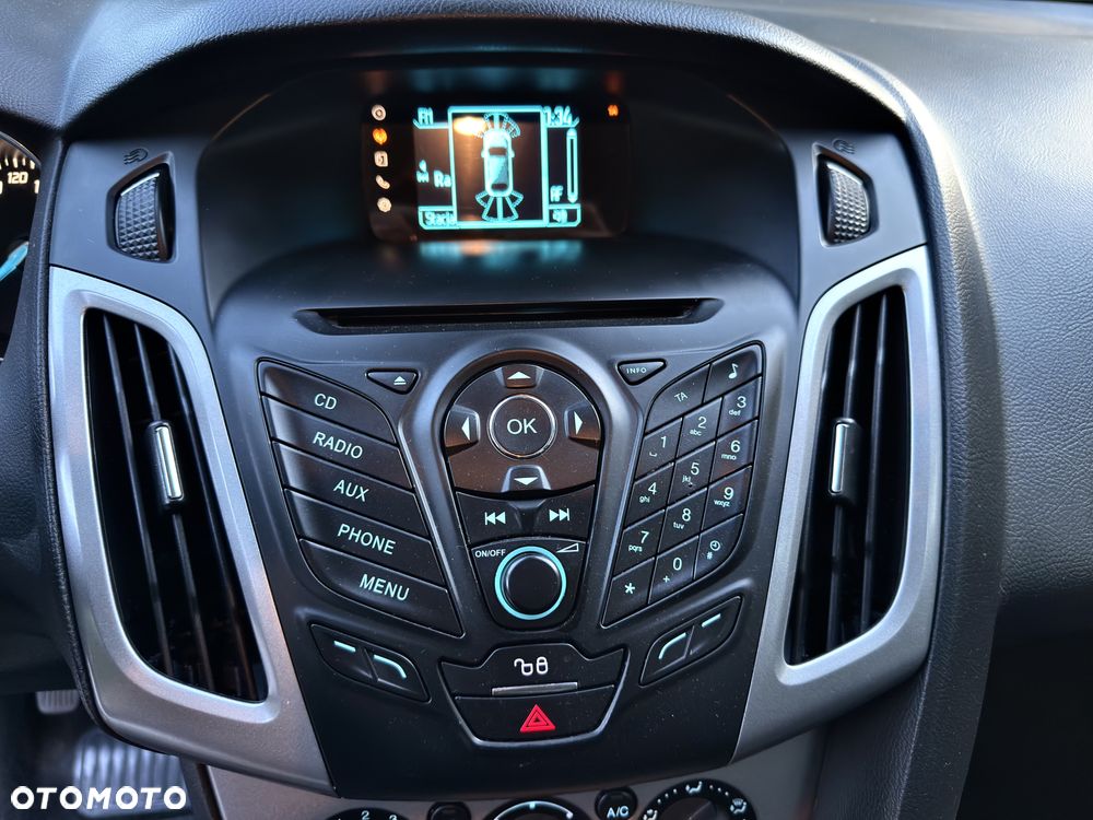 Ford Focus 1.0 EcoBoost Trend - 19